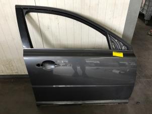 Gebruikte Portier 4Deurs rechts-voor Volvo V70 (BW) 2.4 D 20V Prijs € 40,00 Margeregeling aangeboden door Poolman autodemontage