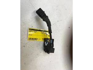 Begagnade Sensor (övriga) Audi A8 (D3) 3.7 V8 40V Quattro Pris € 30,00 Marginaltabell erbjuds av Poolman autodemontage