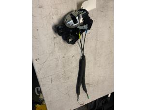 Gebruikte Deurslot Mechaniek 4Deurs rechts-voor Subaru Forester (SJ) 2.0D Prijs € 50,00 Margeregeling aangeboden door Poolman autodemontage