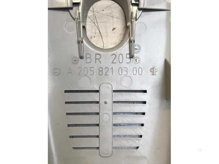 Miscellaneous from a Mercedes-Benz E Estate (S213) E-220d 2.0 Turbo 16V 4-Matic 2019