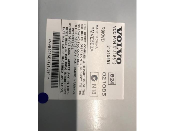 Radio versterker van een Volvo V70 (BW) 2.4 D 20V 2009