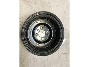 Begagnade Remskiva, vevaxel Audi A4 Avant (B8) 2.0 TDI 16V Pris € 20,00 Marginaltabell erbjuds av Poolman autodemontage