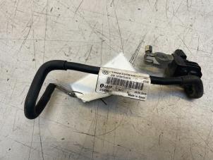 Begagnade Batterisensor Volkswagen CC (358) 2.0 TDI 16V 177 4Motion Pris € 20,00 Marginaltabell erbjuds av Poolman autodemontage