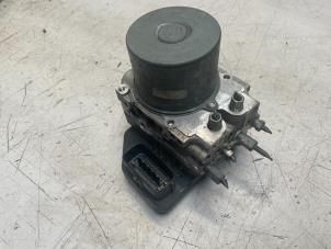 Używane Pompa ABS Mazda 6 SportBreak (GH19/GHA9) 2.2 CDVi 16V 163 Cena € 100,00 Procedura marży oferowane przez Poolman autodemontage