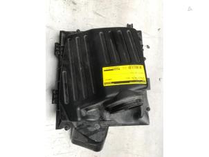 Begagnade Luftfilterhus Chevrolet Malibu 2.0 D 16V Pris € 50,00 Marginaltabell erbjuds av Poolman autodemontage