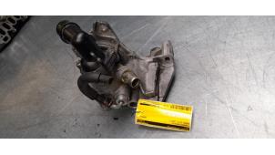 Gebruikte Thermostaathuis Mazda CX-5 I (KE,GH) 2.2 Skyactiv D 16V High Power 4WD Prijs € 30,00 Margeregeling aangeboden door Poolman autodemontage