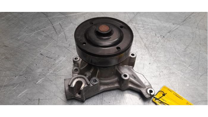 Water pump from a Mazda CX-5 I (KE,GH) 2.2 Skyactiv D 16V High Power 4WD 2015