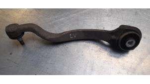 Begagnade Främre gaffelben, vänster Mercedes E Estate (S212) E-200 CDI 16V BlueEfficiency,BlueTEC Pris € 25,00 Marginaltabell erbjuds av Poolman autodemontage