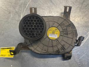 Gebruikte Luidspreker Jaguar XE 2.0d 180 16V Prijs € 50,00 Margeregeling aangeboden door Poolman autodemontage