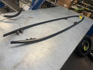 Gebruikte Dakdrager set Mercedes C Estate (S204) 2.2 C-200 CDI 16V BlueEFFICIENCY Prijs € 50,00 Margeregeling aangeboden door Poolman autodemontage