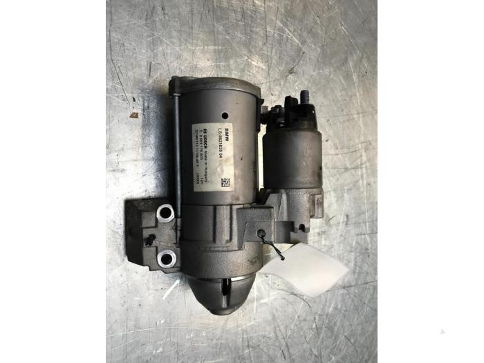Startmotor van een BMW 1 serie (F20) 118i 1.5 TwinPower 12V 2018