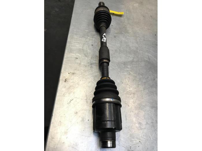 Drivaxel, höger fram från en Suzuki Kizashi (FRE/FRF) 2.4 16V 4x4 2012