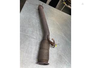 Gebruikte Voorpijp Uitlaat Volvo V60 I (FW/GW) 2.4 D6 20V Plug-in Hybrid AWD Prijs € 40,00 Margeregeling aangeboden door Poolman autodemontage