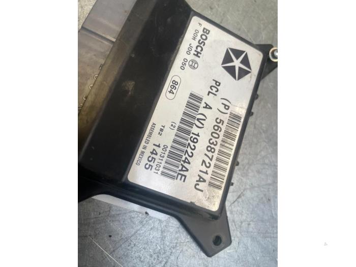 Module (miscellaneous) from a Jeep Grand Cherokee (WH/WK) 3.0 CRD V6 24V 2008