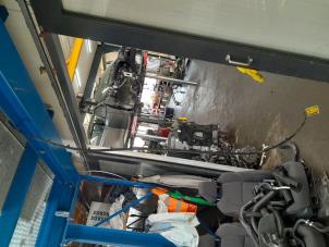 Gebruikte Spoiler voorbumper Hyundai Nexo I FCEV FWD Prijs € 40,00 Margeregeling aangeboden door Poolman autodemontage