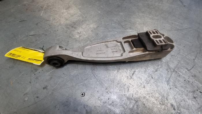 Motorfäste från en Volvo XC90 I 3.2 24V 2008