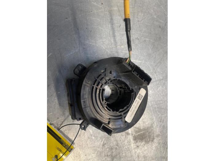 Klokveer Airbag van een Opel Astra J (PC6/PD6/PE6/PF6) 1.4 Turbo 16V 2011