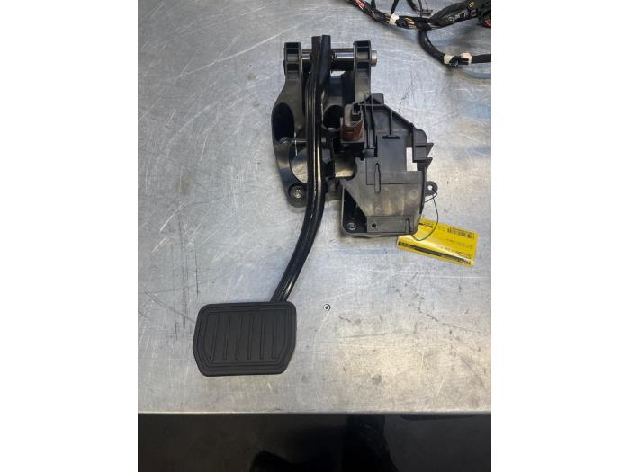 Pédale de frein d'un Tesla Model 3 Standard RWD Plus 60 kWh 2019