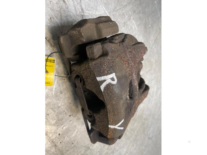 Zacisk hamulcowy prawy przód z Jaguar XF (CC9) 2.2 D 16V 2013