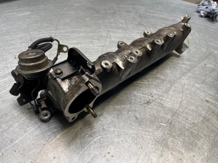 Wervelklep van een Toyota Land Cruiser (J12) 3.0 D-4D 16V 2006