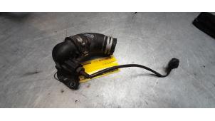 Gebruikte Temperatuursensor Motor Renault Megane III Grandtour (KZ) 1.5 dCi 110 Prijs € 20,00 Margeregeling aangeboden door Poolman autodemontage