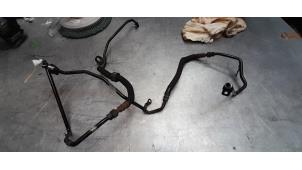 Używane Przewód wspomagania kierownicy Ford Kuga II (DM2) 2.0 TDCi 16V 140 4x4 Cena € 40,00 Procedura marży oferowane przez Poolman autodemontage