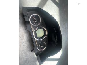 Begagnade Instrumentpanel Mercedes C (W204) 2.2 C-200 CDI 16V Pris € 100,00 Marginaltabell erbjuds av Poolman autodemontage