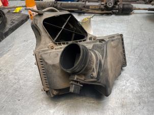 Używane Obudowa filtra powietrza Audi A4 (B8) 2.0 TDI 16V Quattro Cena € 30,00 Procedura marży oferowane przez Poolman autodemontage