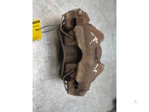 Używane Zacisk hamulcowy prawy przód Audi A4 (B8) 2.0 TDI 16V Quattro Cena € 20,00 Procedura marży oferowane przez Poolman autodemontage