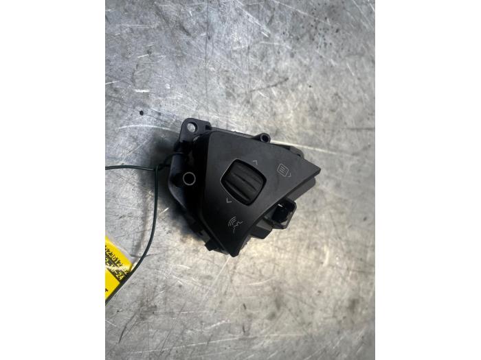 Schakelaar (diversen) van een Tesla Model X 100X 2018