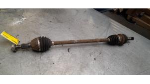Begagnade Drivaxel, höger bak Opel Antara (LA6) 2.4 16V 4x4 Pris € 30,00 Marginaltabell erbjuds av Poolman autodemontage