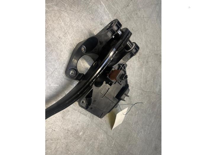 Pédale de frein d'un Tesla Model 3 Long Range AWD 75 kWh 2020