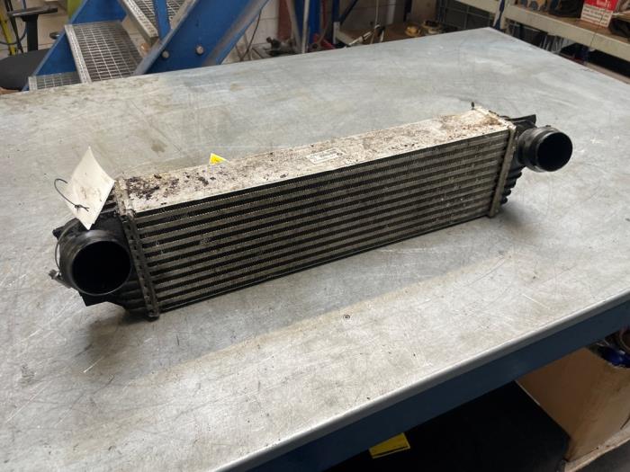 Intercooler van een BMW 5 serie (F10) 535i 24V TwinPower Turbo 2015