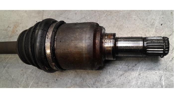 Cardanas links-voor (VWA) van een Fiat 500 (312) 1.2 2009