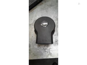 Begagnade Vänster airbag (ratt) Nissan Navara (D40) 2.5 dCi 16V 4x4 Pris på förfrågan erbjuds av Poolman autodemontage