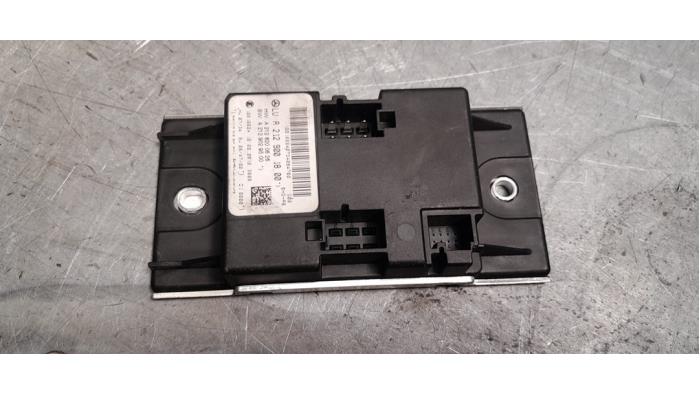 Stoelverwarmings module van een Mercedes-Benz CLS (C218) 350 CDI BlueEfficiency 3.0 V6 24V 2012