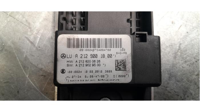 Stoelverwarmings module van een Mercedes-Benz CLS (C218) 350 CDI BlueEfficiency 3.0 V6 24V 2012