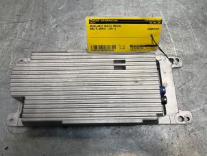 Używane Jednostka multimedialna BMW 5 serie Gran Turismo (F07) 535i 24V TwinPower Turbo Cena € 75,00 Procedura marży oferowane przez Poolman autodemontage