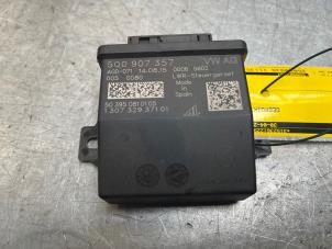 Gebruikte Computer bochtverlichting Volkswagen Passat Variant (3G5) 1.4 GTE 16V Prijs € 20,00 Margeregeling aangeboden door Poolman autodemontage