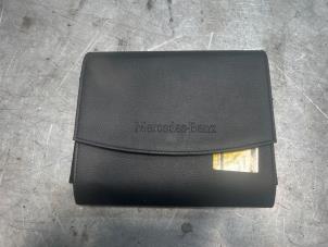 Gebruikte Instructie Boekje Mercedes ML III (166) 2.1 ML-250 CDI 16V BlueTEC 4-Matic Prijs € 50,00 Margeregeling aangeboden door Poolman autodemontage