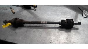Begagnade Drivaxel, höger bak Mercedes ML III (166) 2.1 ML-250 CDI 16V BlueTEC 4-Matic Pris € 50,00 Marginaltabell erbjuds av Poolman autodemontage