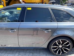 Używane Drzwi lewe tylne wersja 4-drzwiowa Audi A4 Avant (B8) 1.8 TFSI 16V Quattro Cena € 250,00 Procedura marży oferowane przez Poolman autodemontage
