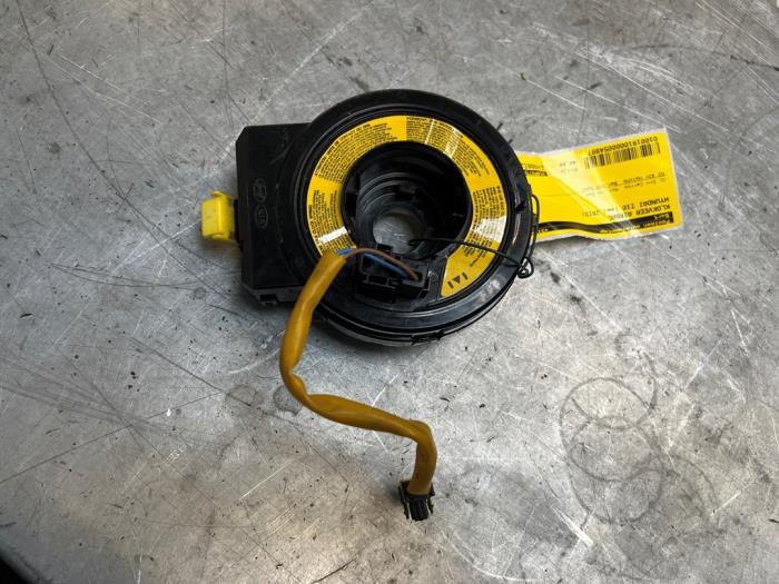 Klockfjäder, airbag från en Hyundai i10 (F5) 1.0i 12V 2013