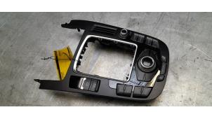 Używane Przelacznik interfejsu czlowiek-maszyna Audi A4 Avant (B8) 1.8 TFSI 16V Quattro Cena € 40,00 Procedura marży oferowane przez Poolman autodemontage