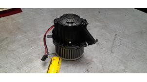 Używane Silnik wentylatora nagrzewnicy Audi A4 Avant (B8) 1.8 TFSI 16V Quattro Cena € 30,00 Procedura marży oferowane przez Poolman autodemontage