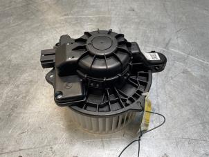 Używane Silnik wentylatora nagrzewnicy Hyundai Ioniq 1.6 GDI 16V Hybrid Cena € 75,00 Procedura marży oferowane przez Poolman autodemontage