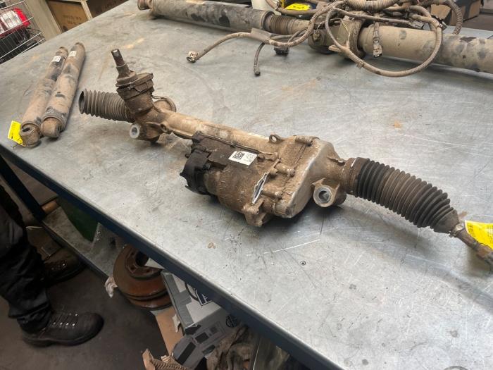 Servostyrningsbox från en Ford Ranger 2.0 Bi-TDCi 16V 4x4 2022