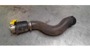 Begagnade Laddluftkylarslang Ford Ranger 2.0 Bi-TDCi 16V 4x4 Pris € 48,40 Inklusive moms erbjuds av Poolman autodemontage
