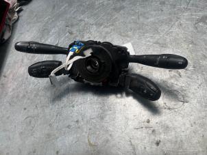 Begagnade Spak, rattstång Peugeot Partner (GC/GF/GG/GJ/GK) 1.6 BlueHDi 100 Pris € 100,00 Marginaltabell erbjuds av Poolman autodemontage