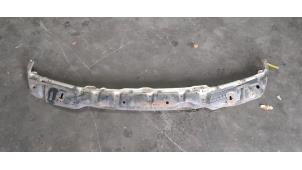 Używane Panel przedni Mitsubishi Pajero Hardtop (V6/7) 3.2 DI-D 16V Long Cena € 50,00 Procedura marży oferowane przez Poolman autodemontage